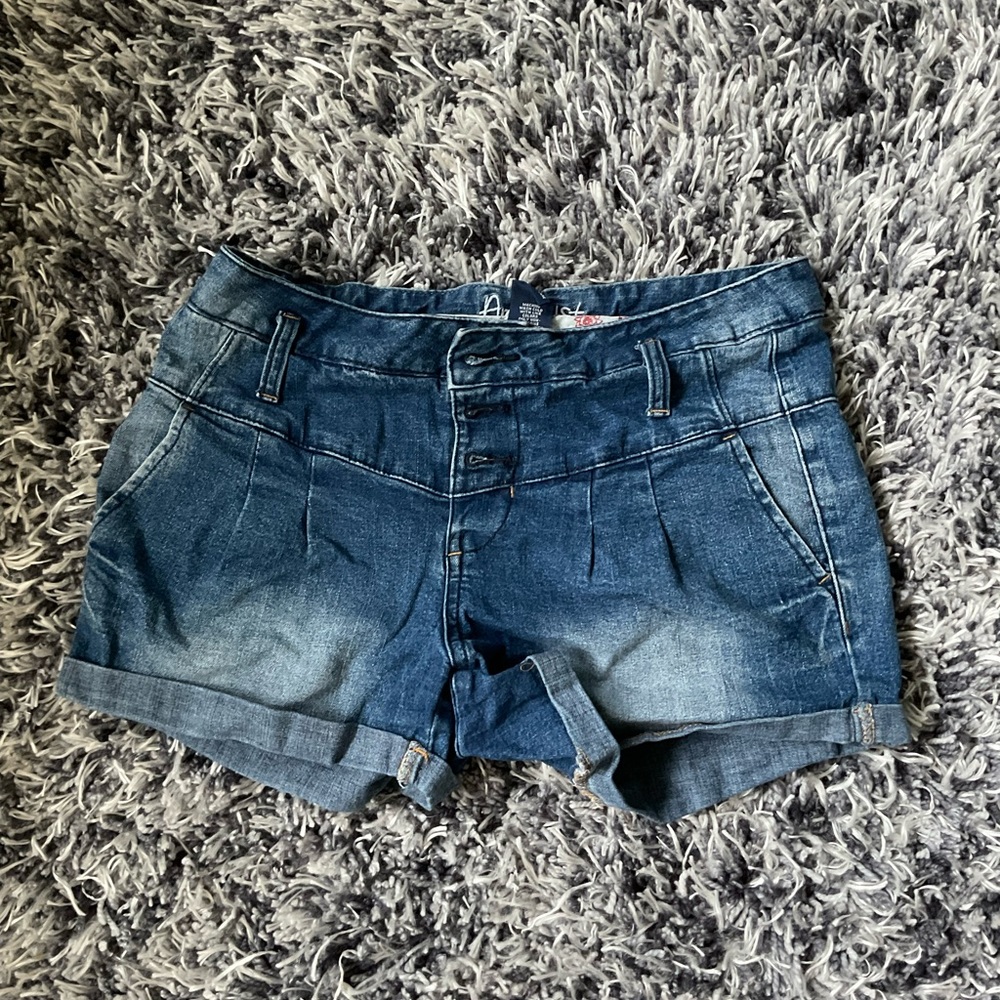 Amethyst Jean shorts